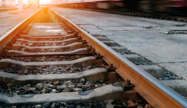 Трагедия под Харьковом: поезд из Москвы сбил мужчину