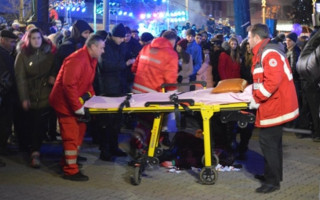 Трагедія у Франківську: петарда влучила у студентку і понівечила їй око