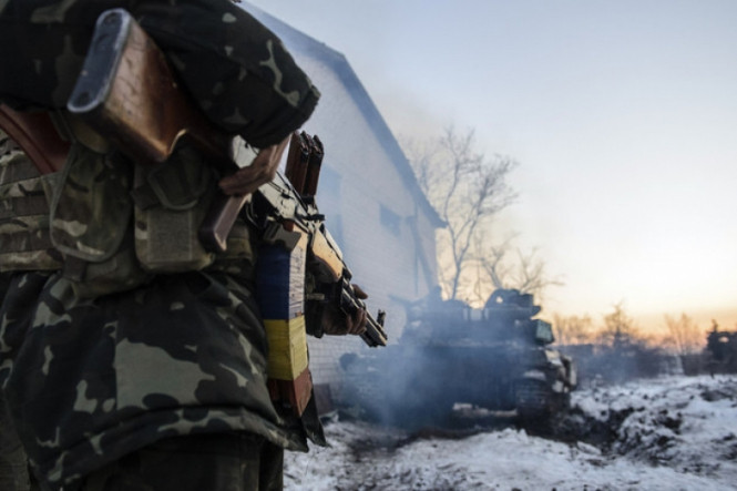 Боевики на Донбассе нарушают перемирие: погиб украинский военный