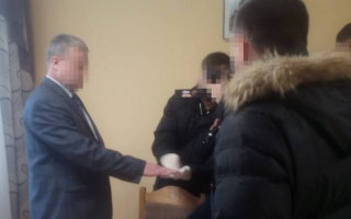 Брав гроші з підлеглих: СБУ затримала зухвалого чиновника