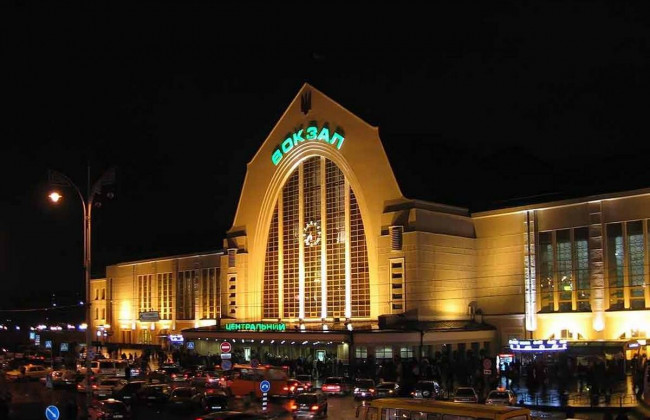 «Зачистка» киевского вокзала: соцсети обсуждают обещания властей