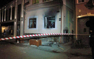 Поджог союза венгров в Ужгороде: трех поляков обвиняют в терроризме