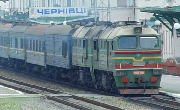 Загадочная смерть: труп женщины нашли в поезде Черновцы — Одесса