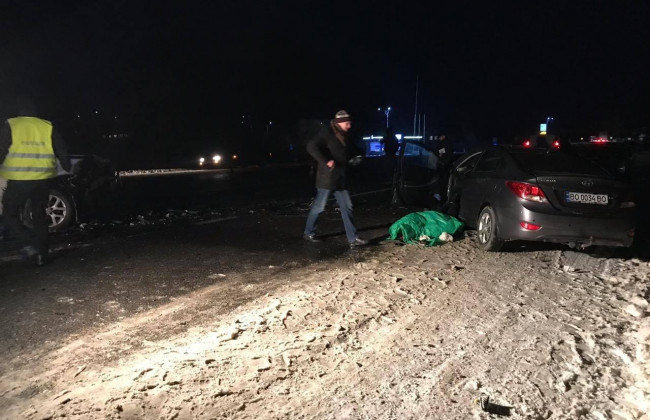 Потрійна ДТП на Тернопільщині: загинула людина