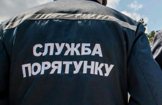 Обвал крыши на рынке в Харькове: в сети появилось впечатляющее видео спасения людей