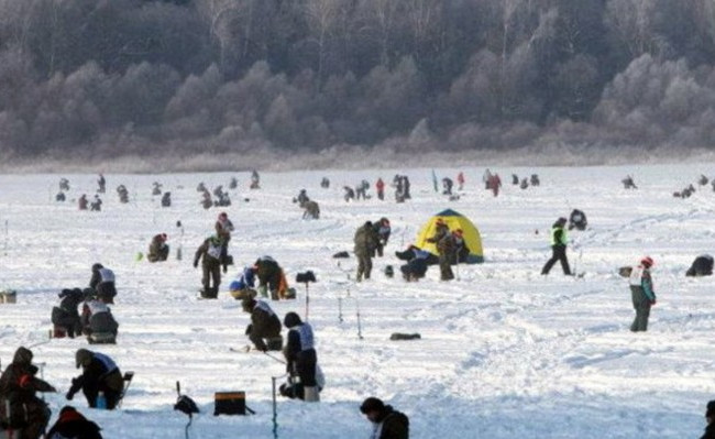 Сразу трое мужчин утонули в Киевской области
