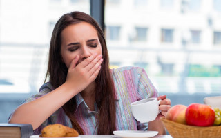 Топ-8 продуктов, которые провоцируют ощущение усталости