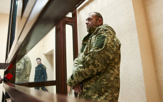 «Суд» над моряками: ФСБ требует закрытого заседания по продлению срока ареста украинцам