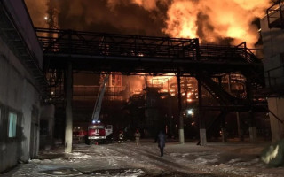 Пожар на химзаводе под Ивано-Франковском: в ГСЧС успокоили население
