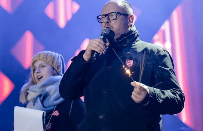 Мэр Гданьска умер в больнице после нападения