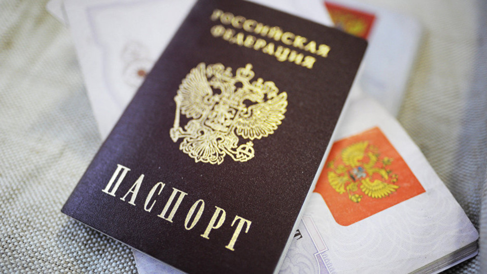Оккупанты обещают признание «Л/ДНР» Россией, а жителям — паспорта РФ