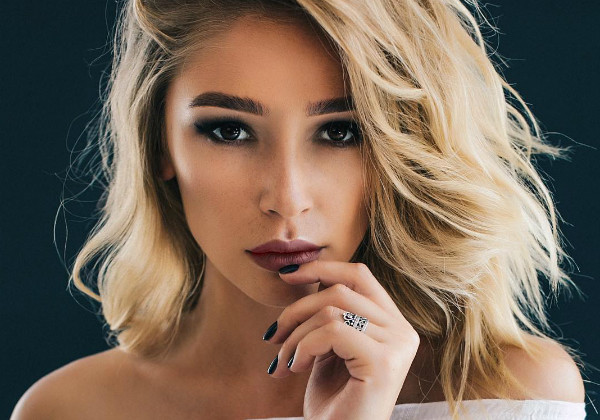 Правовой гламур: Ивлеева «оскорбила» Путина, а Робби Уильямс «травит» гитариста Led Zeppelin