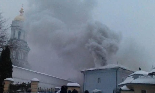 Поджог здания Киево-Печерской лавры: полиция задержала подозреваемого