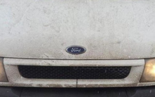 Горе-злодій викрав автомобіль разом із пасажирами у Тернополі