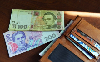 Рост зарплат и пенсий в 2019 году: Порошенко сделал прогноз