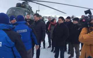 Глава МИД Украины и председатель ОБСЕ прибыли на Донбасс