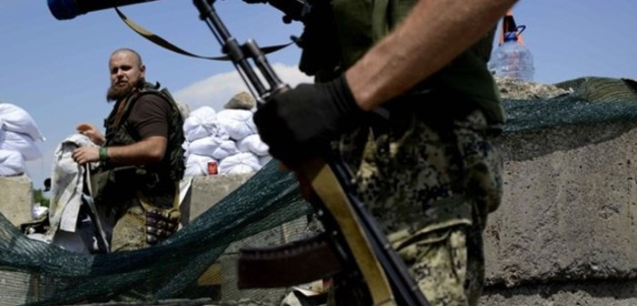 Боевики в Донбассе массово умирают от алкоголя и наркотиков