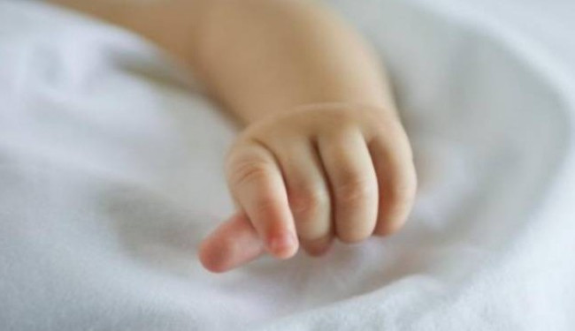 Матір не втручалася: у Вінниці від побоїв померла дитина