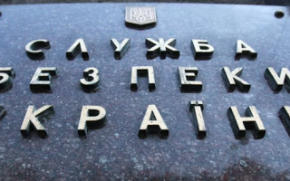 Закривав кримінальні справи: майор поліції організував шахрайску схему