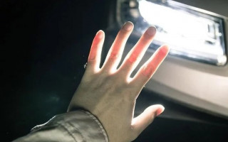 Сбил человека и пытался спрятать тело: страшное ДТП попало на видео