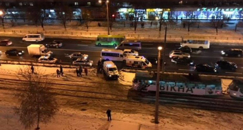 В Харькове машина инкассаторов сбила женщину: все подробности