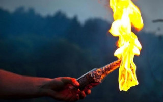 Сестрі відомого депутата у Рівному спалили магазин