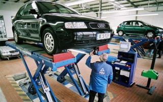 Кабмин поменял правила техосмотра автомобилей: важное нововведение