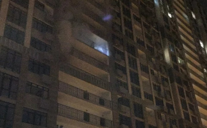 В Киеве произошел масштабный пожар в 24-этажном доме: все подробности