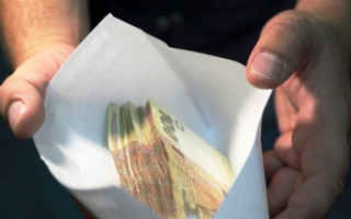 Взятка на миллион и подделка документов: полиция разоблачила главу областного Гоструда