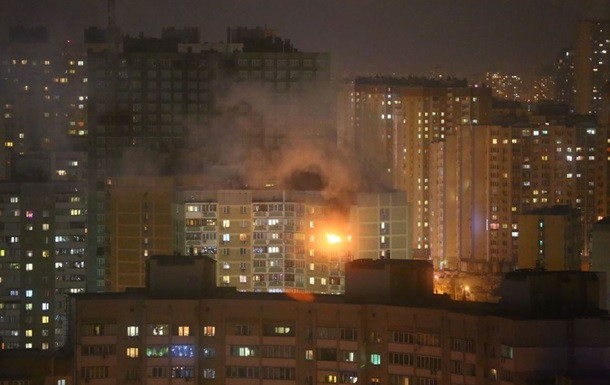 В Киеве произошел пожар в одном из многоэтажных домов