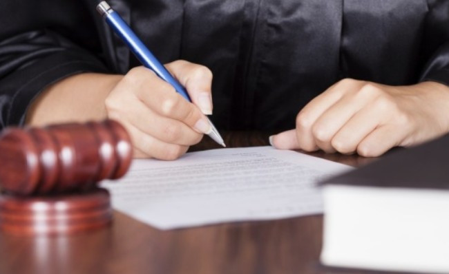 Суддя з Дніпродзержинська повідомила про втручання у її професійну діяльність