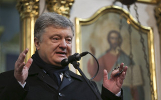 Порошенко подписал закон о переходах религиозных общин