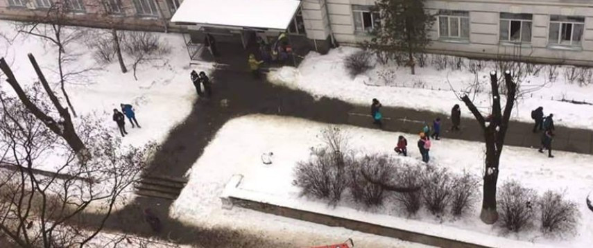 ЧП в киевской школе: детей срочно эвакуировали
