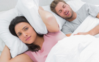 Как бороться с храпом: 9 эффективных методов