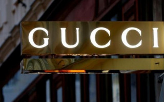 Правовой гламур: Gucci задолжала Италии $1,6 млрд, а Бекхэм спас бизнес жены