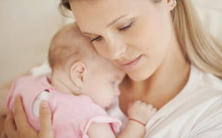 Помощь молодым родителям: Гройсман анонсировал электронную услугу е-малыш