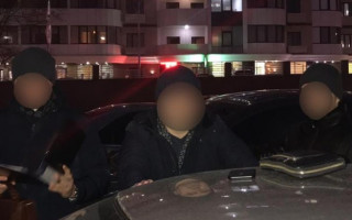 Вимагав хабар: ДБР затримало зухвалого столичного чиновника