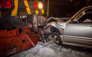 Поезд снес легковушку: в Днепре случилось масштабное ДТП