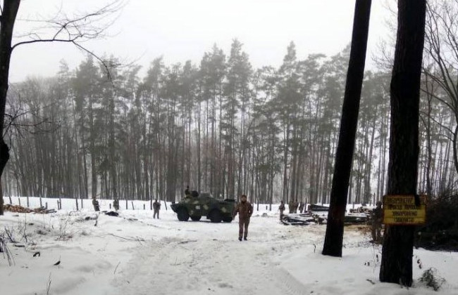 Силовики задержали подозрительных лиц вблизи одного из арсеналов ВСУ