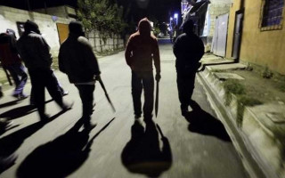 Выбивали деньги с предпринимателя: опасных рэкетиров поймали под Сумами