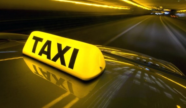 Внезапная смерть: в Киеве таксист скончался за рулем автомобиля