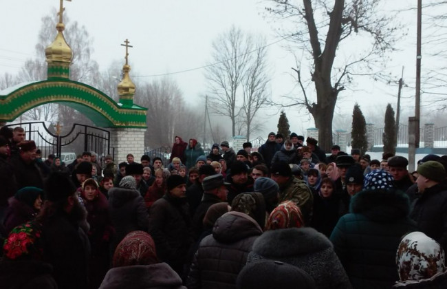 Копы избили священника в Тернопольской области