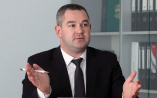 Дело Продана: экс-главе ГФС разрешили выезд за границу и сняли электронный браслет слежения