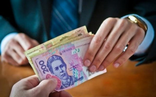 Собирал дань с бизнеса: во Львове чиновник попался на крупной взятке