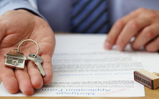 В Киеве мошенник присвоил недвижимости на 5 миллионов