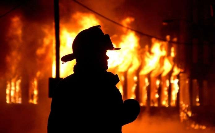 Пожар в Рио: 10 футболистов сгорели заживо на своей тренировочной базе