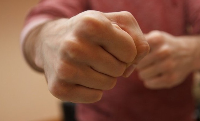 Жорстоко побив пенсіонера: злочинець постане перед судом