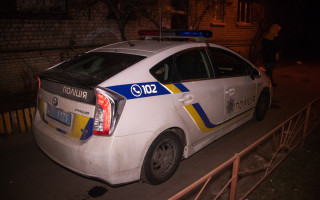 ЧП в Киеве: при загадочных обстоятельствах во дворе дома умер мужчина