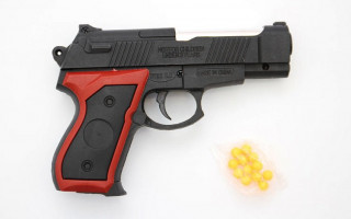 Грабитель нападал на женщин с игрушечным пистолетом под Киевом