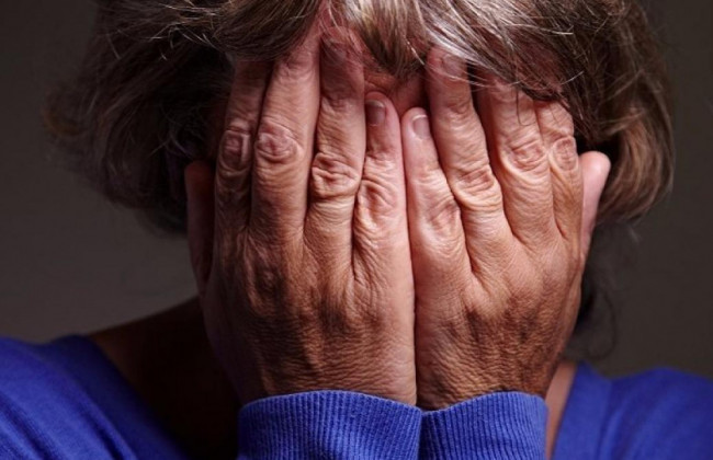 ЧП во Львове: на пенсионерку упал кусок балкона